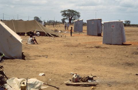 Refugees from Caxito were relocated to Luanda as part of this program. 